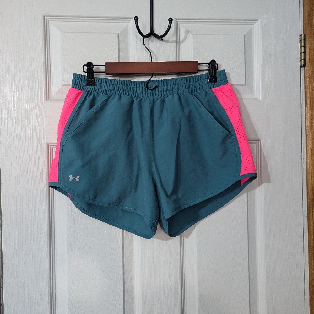 Under Armour Heatgear Shorts, Size Medium